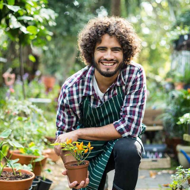 https://cinjardinerias.com/wp-content/uploads/2019/02/team_04-640x640.jpg